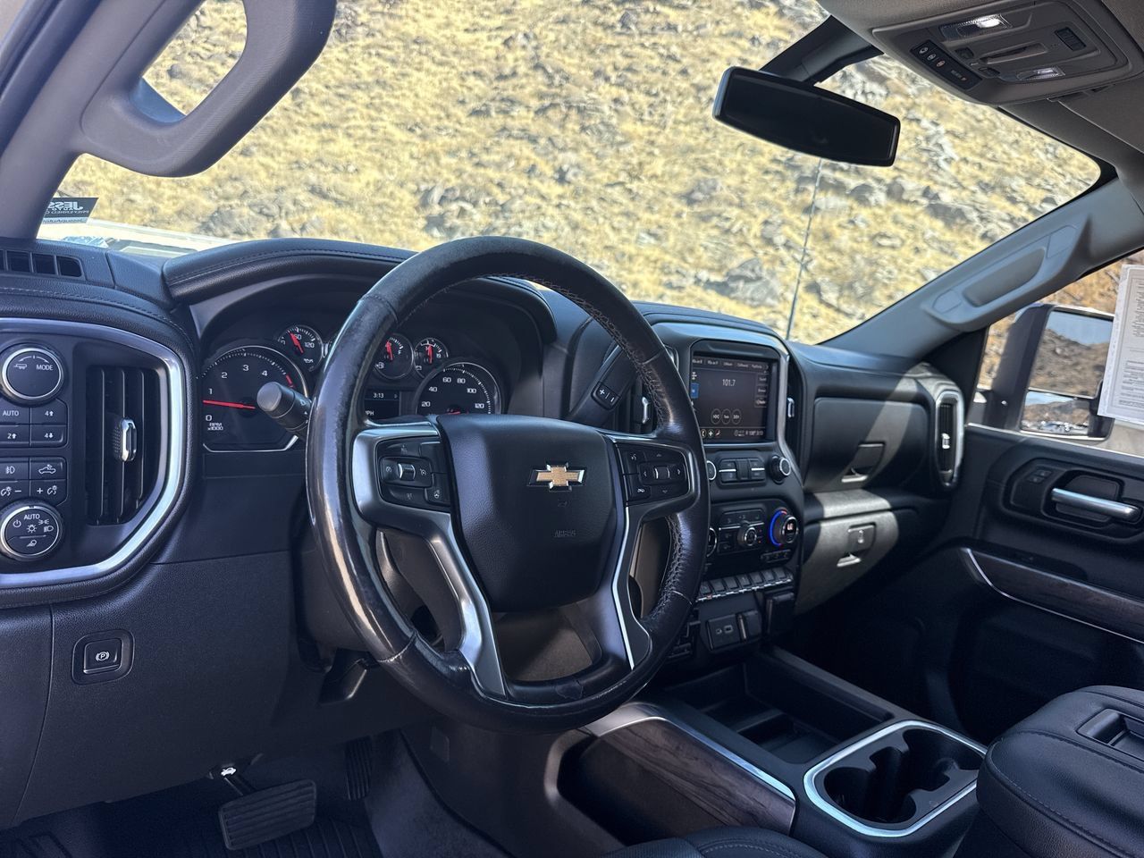Used 2021 Chevrolet Silverado 2500 LTZ w/ LTZ Plus Package AWD/4WD image 10
