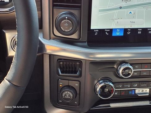 New 2025 Ford F150 Lariat w/ Equipment Group 501A Mid image 13