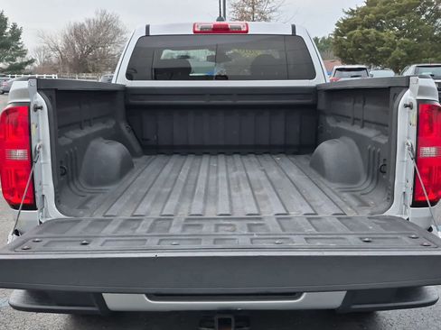 Used 2016 Chevrolet Colorado LT image 19