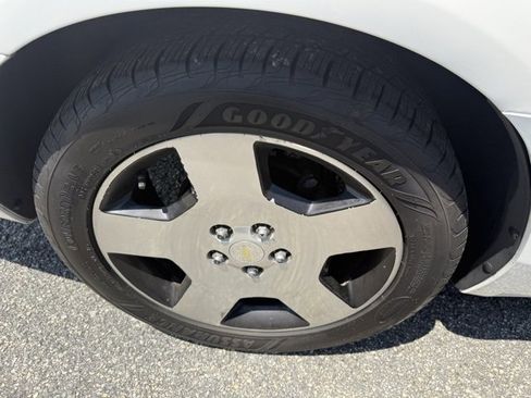 Used 2008 Chevrolet Impala SS w/ Convenience Package image 21