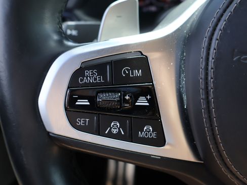 Used 2019 BMW X5 xDrive40i w/ M Sport Package AWD/4WD image 42