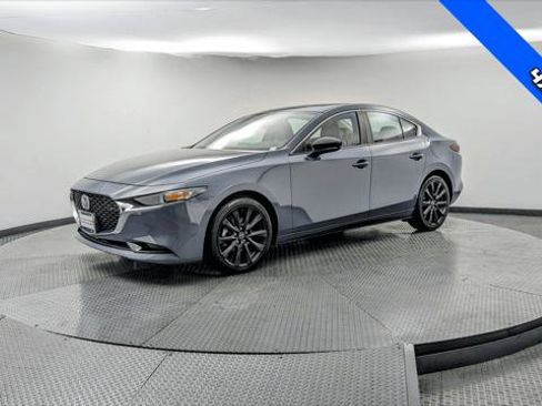 Used 2023 MAZDA MAZDA3 s image 2