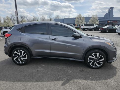 Used 2019 Honda HR-V Sport image 16