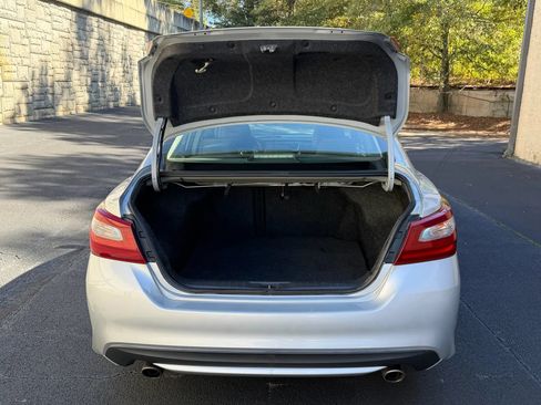 Used 2018 Nissan Altima 2.5 SL FWD image 34