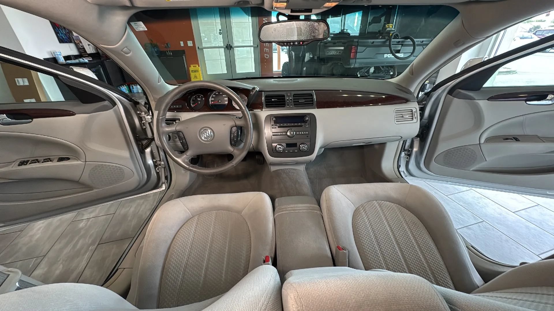 Used 2010 Buick Lucerne CX FWD image 45