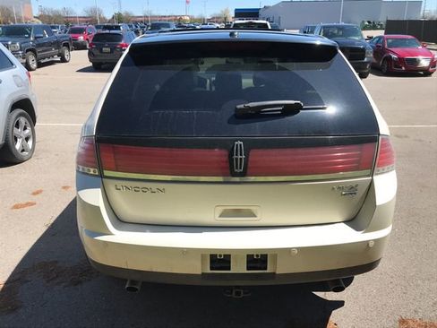 Used 2008 Lincoln MKX AWD image 11