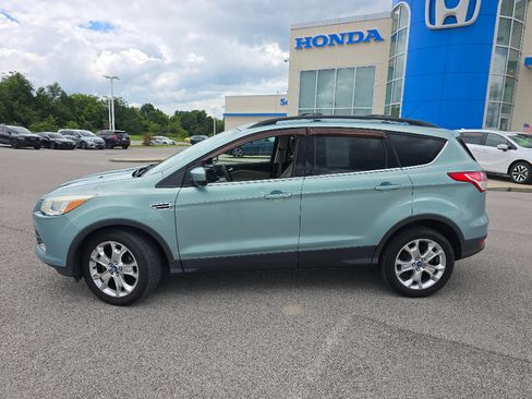 Used 2013 Ford Escape SE FWD image 11