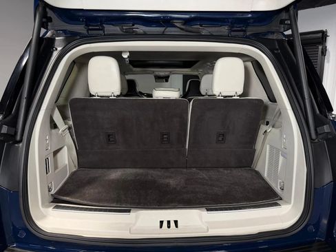 Used 2019 Lincoln Navigator Black Label w/ Cargo Package AWD/4WD image 13