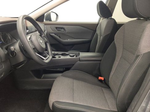 Used 2021 Nissan Rogue S AWD/4WD image 17