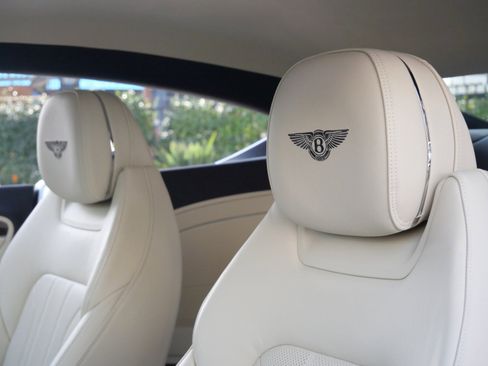 Used 2023 Bentley Continental GT Mulliner image 14