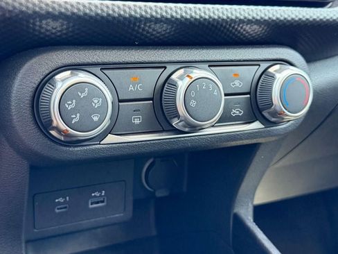 Used 2024 Nissan Kicks SV FWD image 21