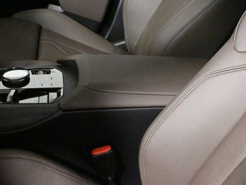 Used 2026 BMW X3 xDrive30 w/ Convenience Package image 25