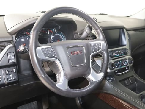 Used 2018 GMC Yukon SLT w/ HD Trailering Package AWD/4WD image 6