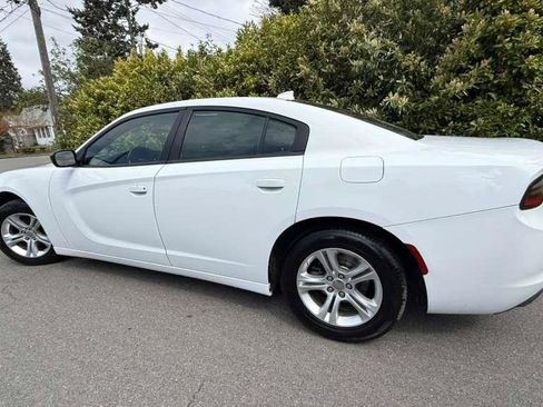 Used 2023 Dodge Charger SXT RWD image 15
