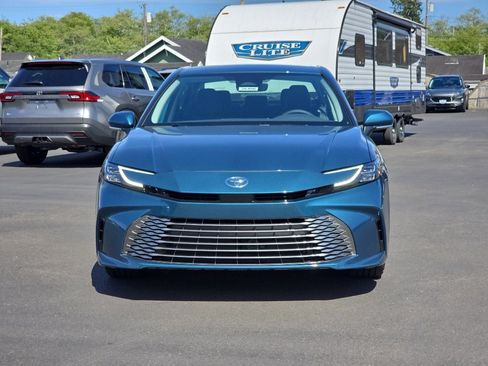 New 2026 Toyota Camry XLE FWD image 3