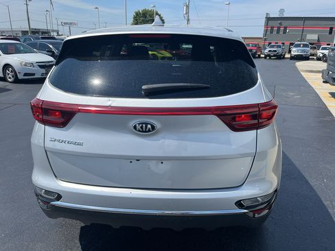 Used 2022 Kia Sportage LX FWD image 9