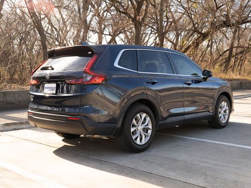 Certified 2024 Honda CR-V LX image 9