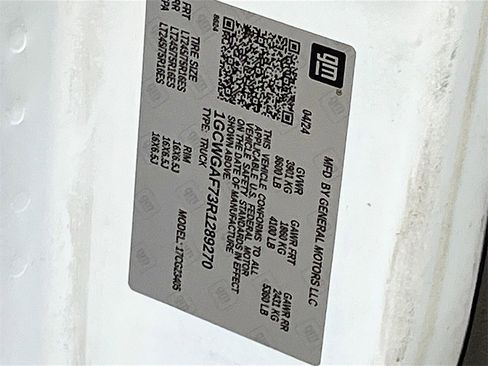 Used 2024 Chevrolet Express 2500 w/ Driver Convenience Package image 29