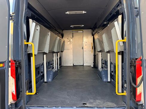 Used 2019 Ford Transit 250 148 High Roof Extended RWD image 13