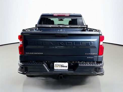 Used 2020 Chevrolet Silverado 1500 Custom w/ Custom Value Package AWD/4WD image 7