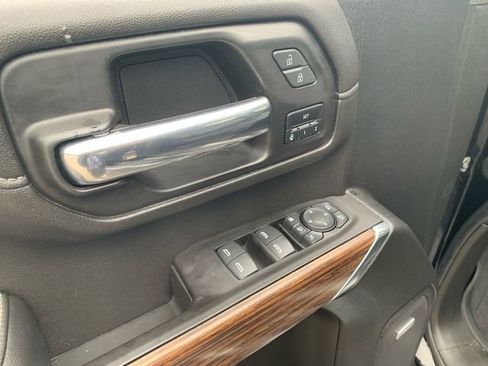 Used 2021 Chevrolet Silverado 3500 High Country image 19