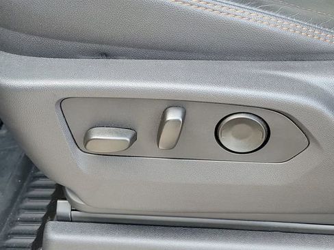 Used 2024 GMC Sierra 2500 AT4 w/ AT4 Premium Plus Package image 21