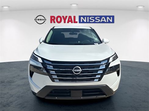 New 2026 Nissan Rogue SV w/ SV Premium Package image 2