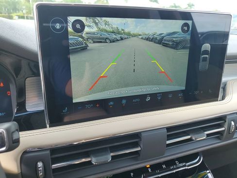 Used 2024 Lincoln Corsair FWD image 29