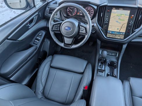 Used 2025 Subaru Ascent Bronze Edition w/ Popular Package #2 image 9