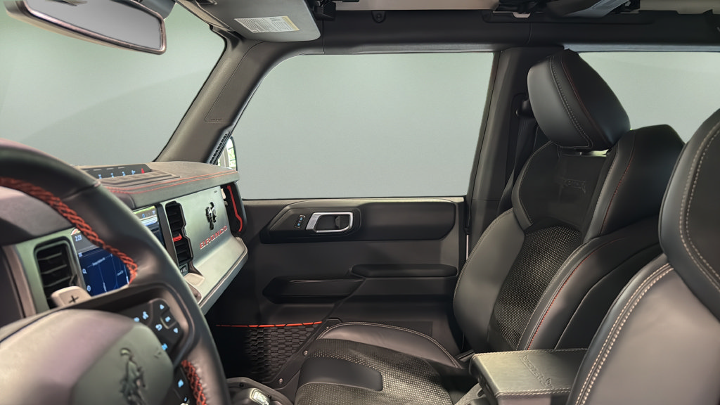 Used 2025 Ford Bronco Raptor AWD/4WD image 13