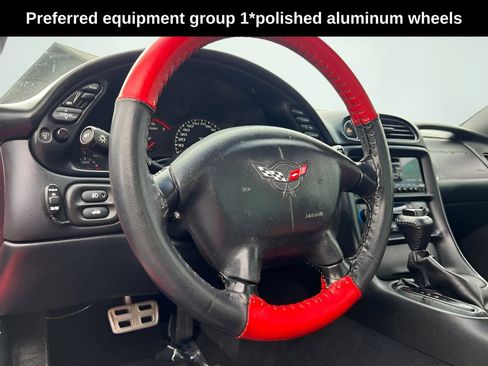 Used 2003 Chevrolet Corvette Coupe w/ Preferred Equipment Group RWD image 40