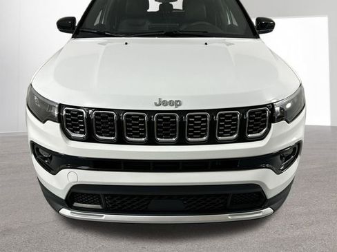 Used 2024 Jeep Compass Limited image 26