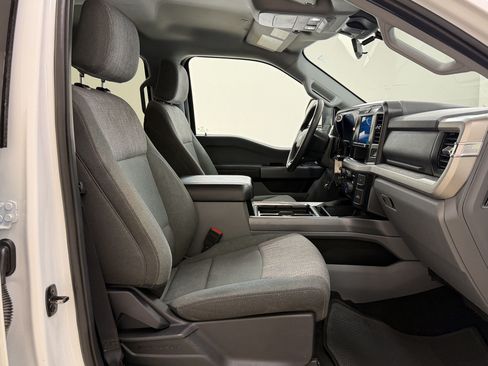Certified 2025 Ford F250 XLT w/ FX4 Off-Road Package AWD/4WD image 24