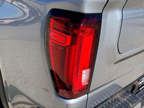 Used 2025 GMC Sierra 1500 Denali Ultimate image 28