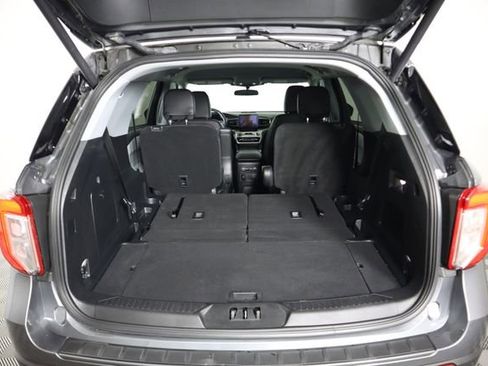 Used 2023 Ford Explorer XLT w/ Equipment Group 202A image 64