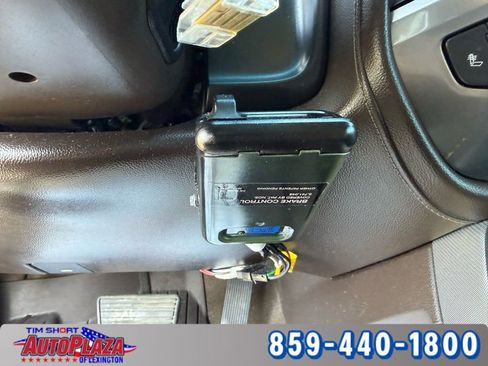 Used 2018 Chevrolet Silverado 1500 LTZ Z71 image 26