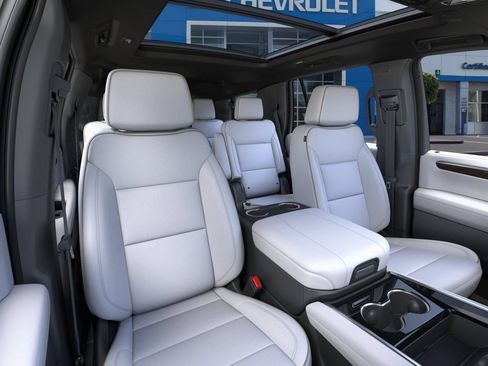 New 2026 Chevrolet Tahoe Premier w/ Sun And Tow Package AWD/4WD image 17
