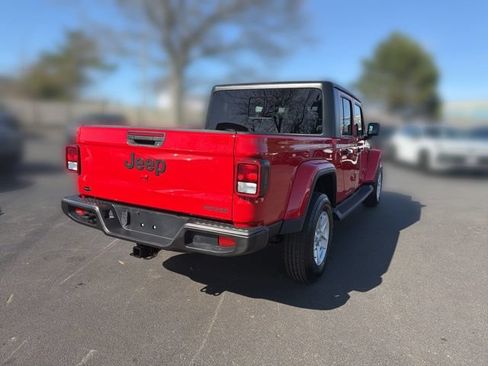Used 2021 Jeep Gladiator Sport AWD/4WD image 7