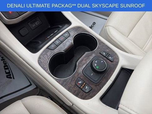 Used 2023 GMC Acadia Denali w/ Denali Ultimate Package image 29