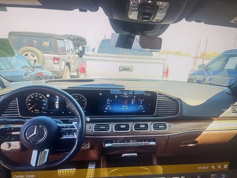 Used 2025 Mercedes-Benz GLS 450 4MATIC w/ AMG Line Exterior image 13