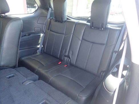 Used 2013 Nissan Pathfinder SL w/ Trailer Tow Pkg AWD/4WD image 13