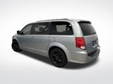Used 2020 Dodge Grand Caravan SE image 3