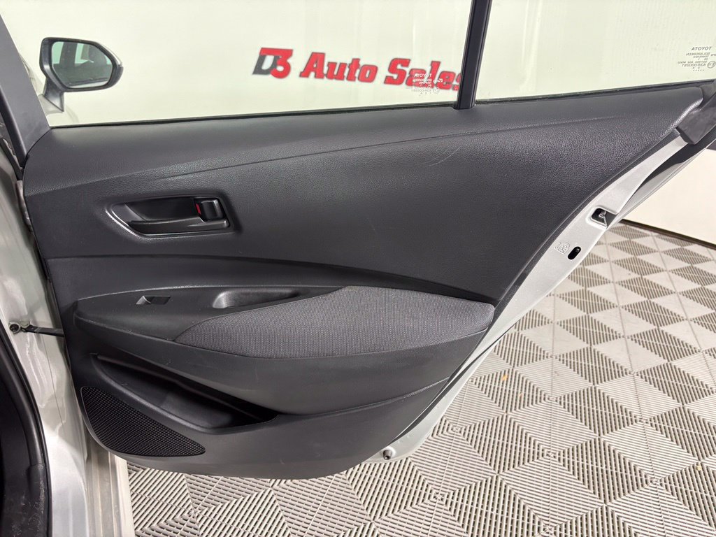 Used 2022 Toyota Corolla LE FWD image 42