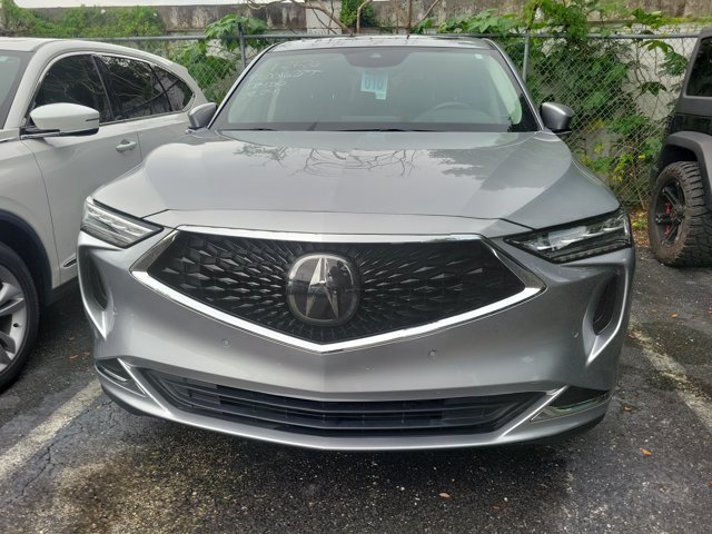 Used 2024 Acura MDX w/ Technology Package FWD image 2