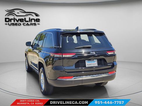 Used 2024 Jeep Grand Cherokee Laredo image 7