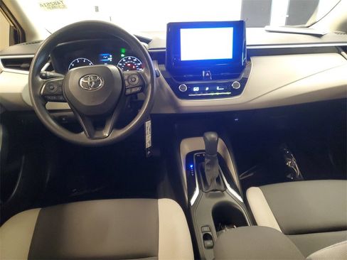 Certified 2023 Toyota Corolla LE image 11