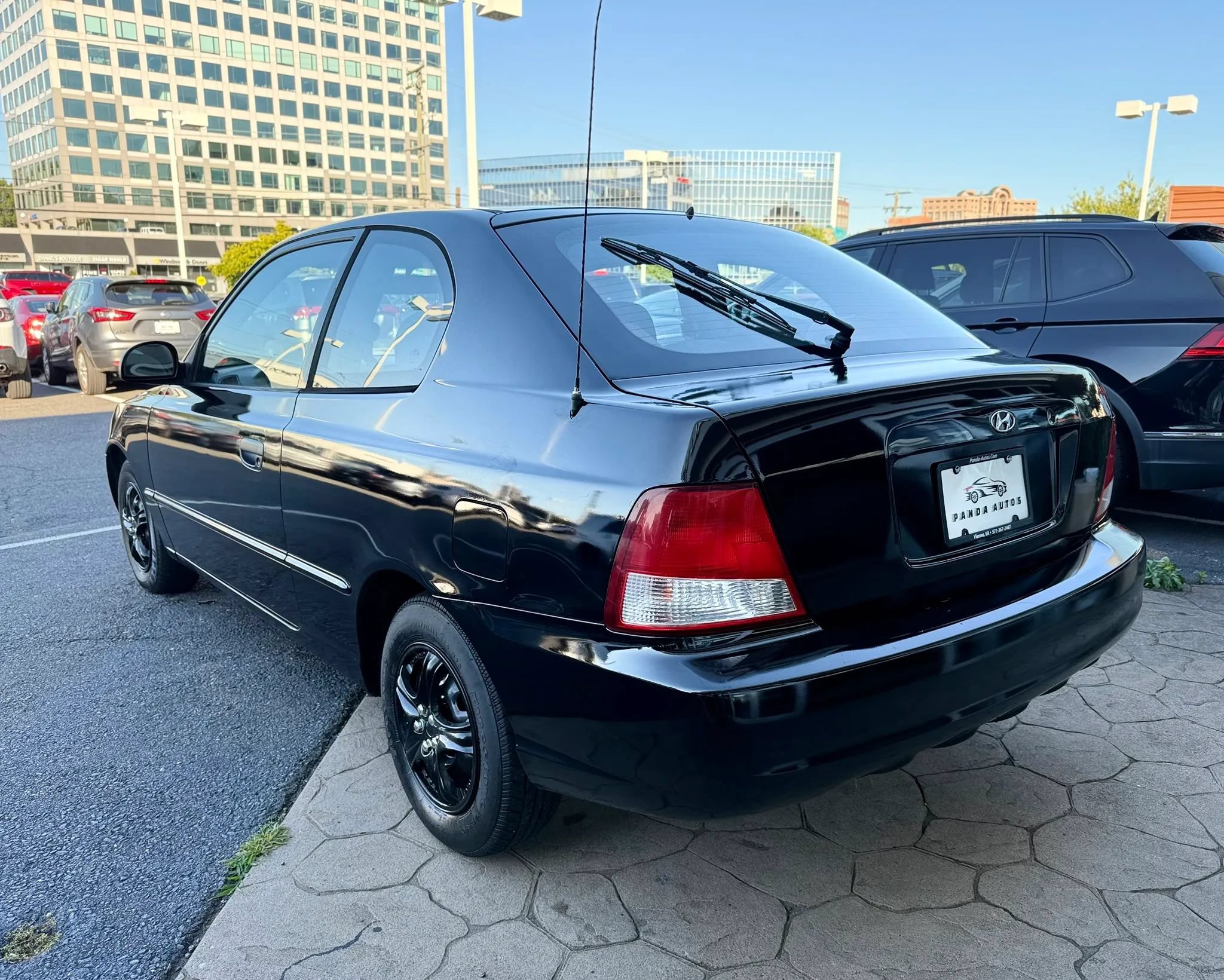 Used 2002 Hyundai Accent GS FWD image 4