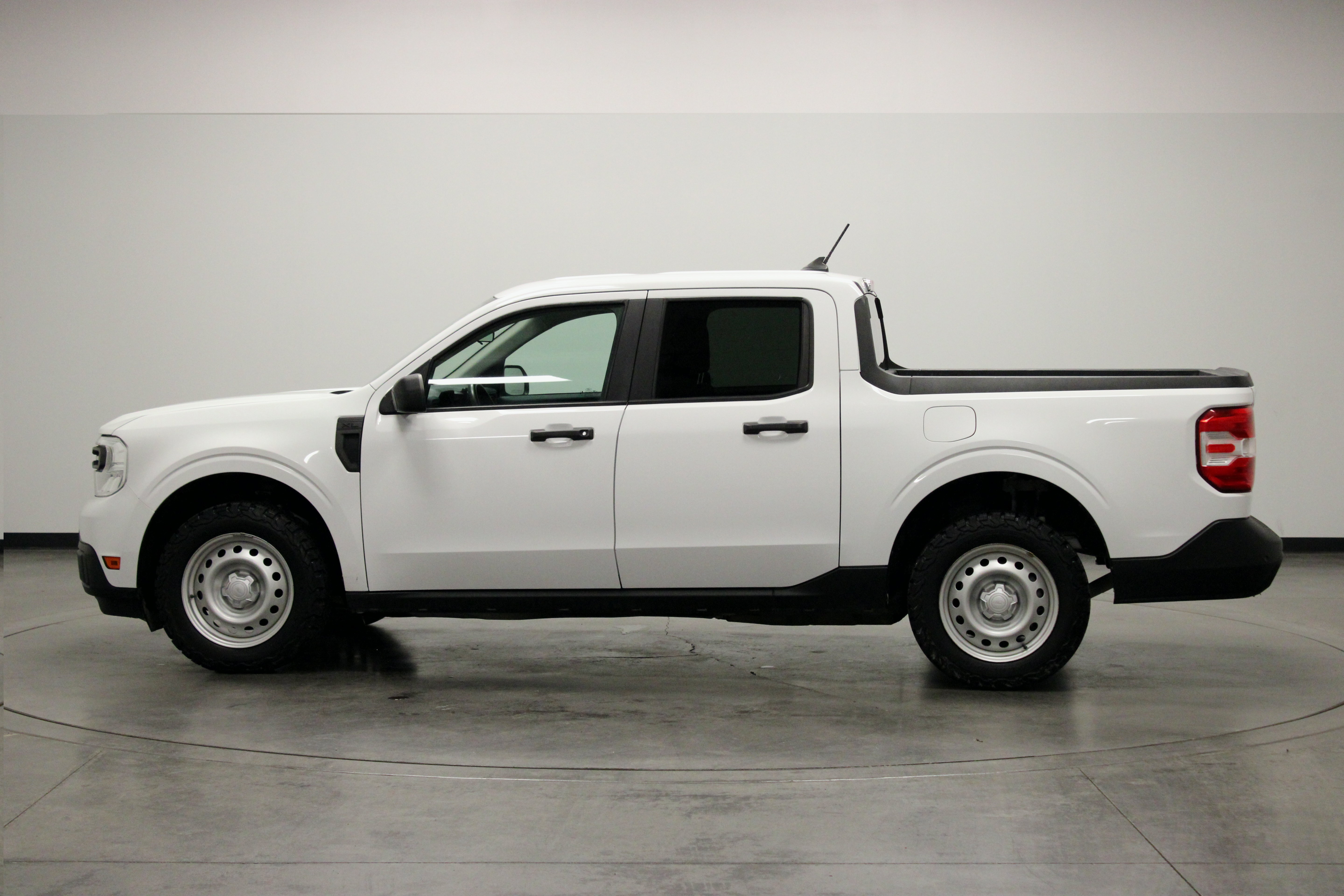 Used 2022 Ford Maverick XL w/ Equipment Group 100A Standard AWD/4WD image 5