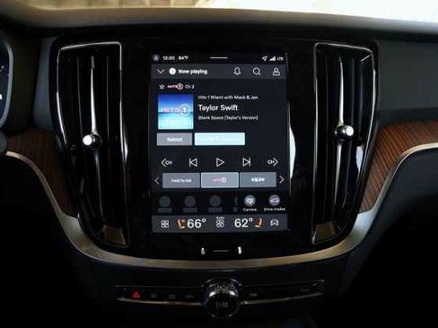 New 2026 Volvo V60 B5 Cross Country Plus w/ Climate Package image 15