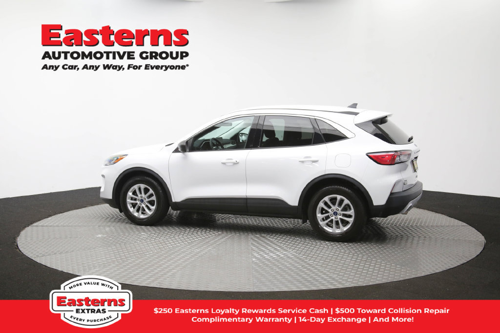 Used 2022 Ford Escape SE FWD image 62